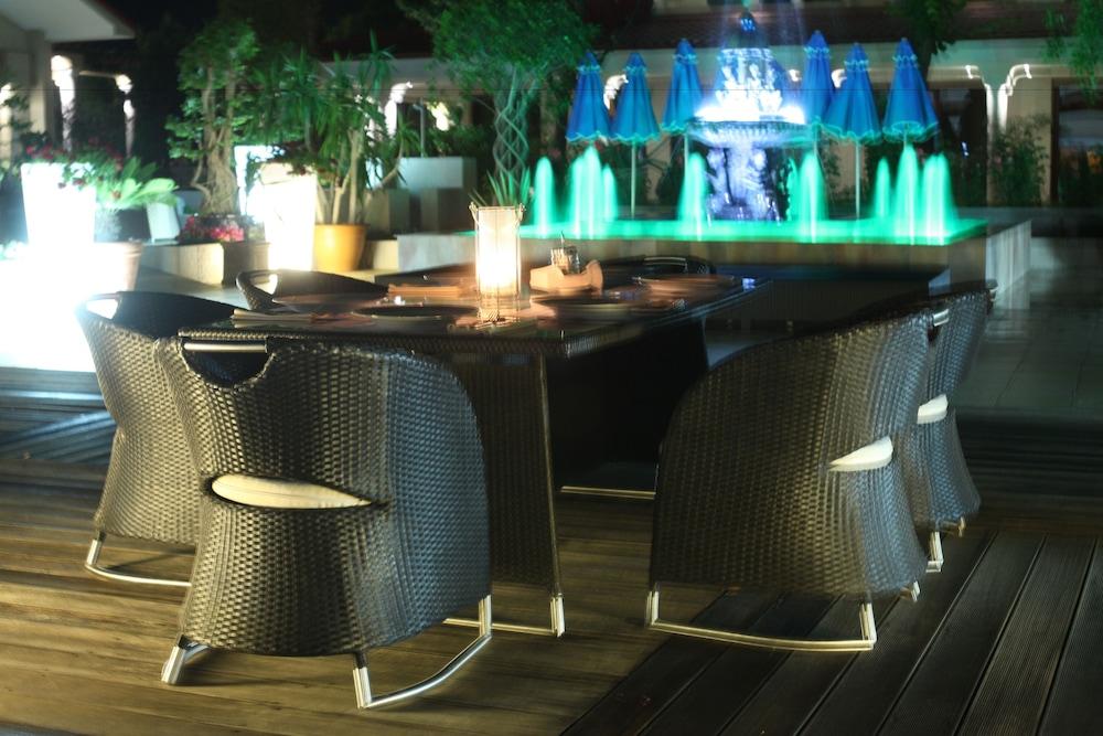 Vox Maris Grand Resort (Adults Only) コスティネシュティ エクステリア 写真